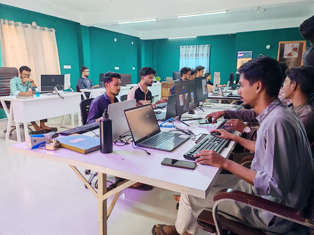 technology consultant in Pakistan
